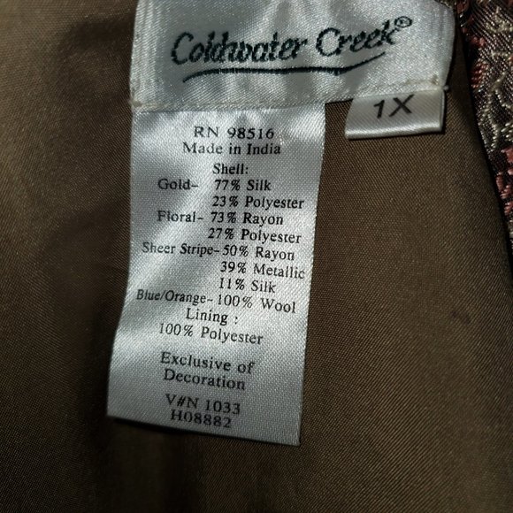 Coldwater Creek fabric vest. Kept in a garment bag and dry cleaned. #206 - Picture 6 of 7